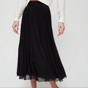 Wilfred black pleated midi skirt
